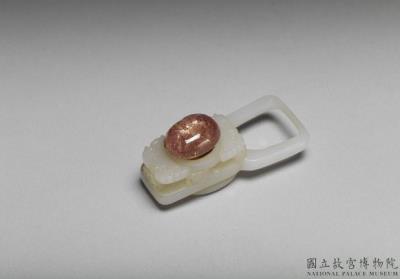 图片[2]-Jade belt buckle inlaid with tourmaline-China Archive